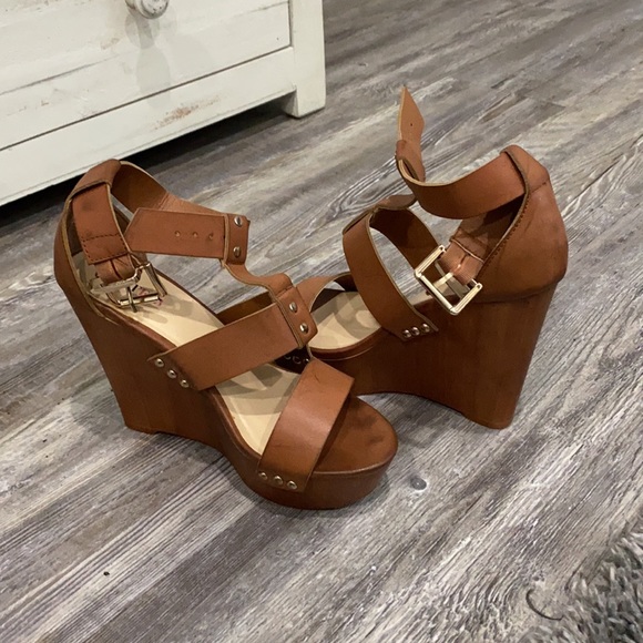 Wedges - Picture 3 of 3